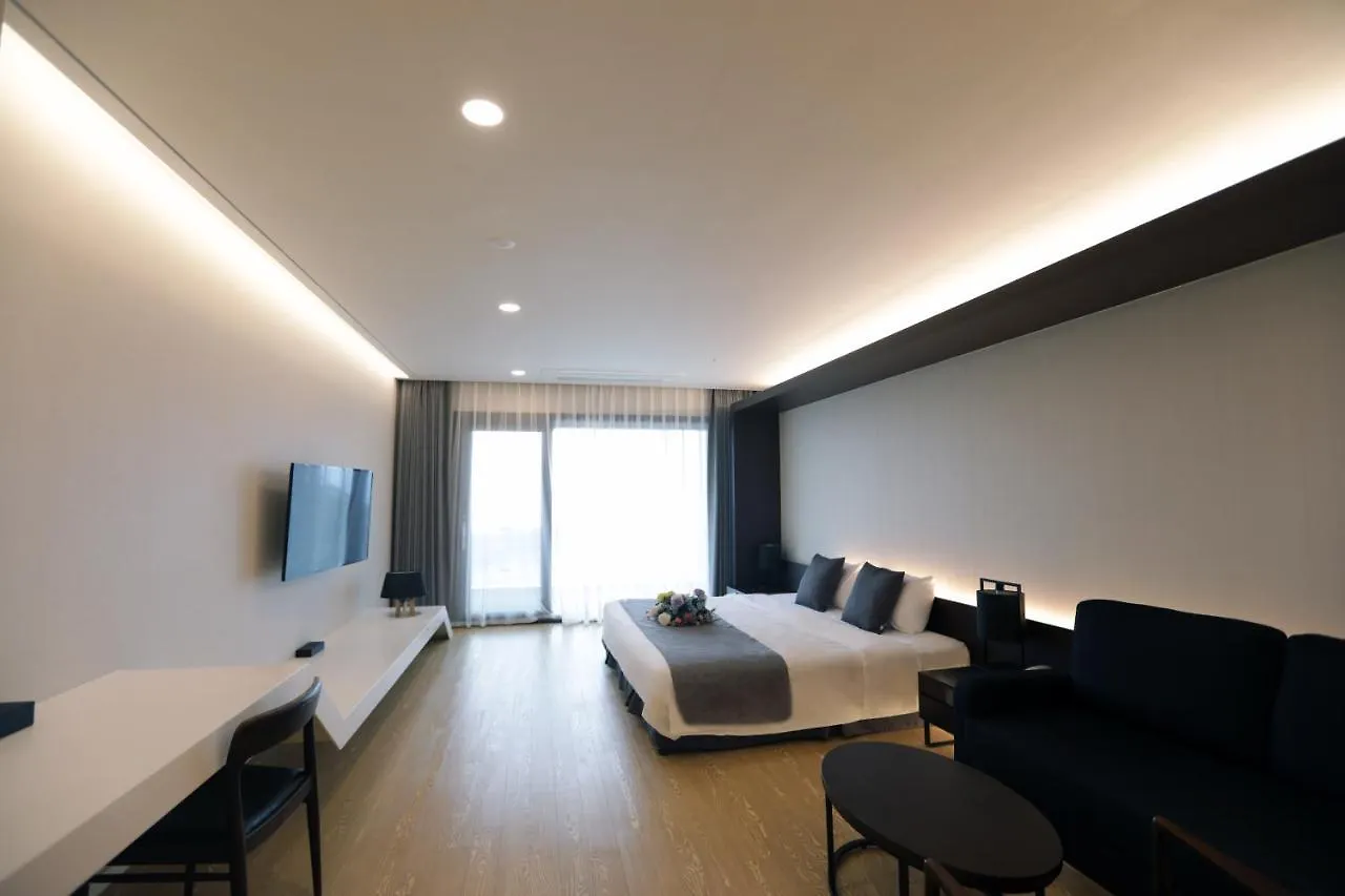 The Qube Resort Jeju Seogwipo